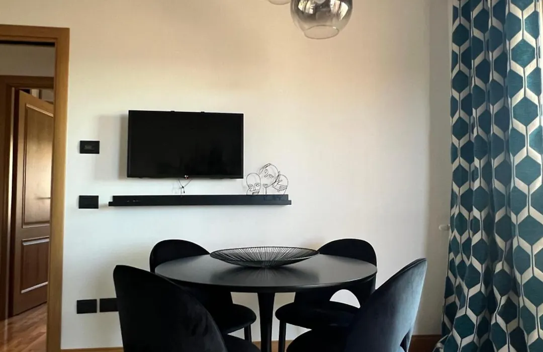 A19 Suite Apartment-1